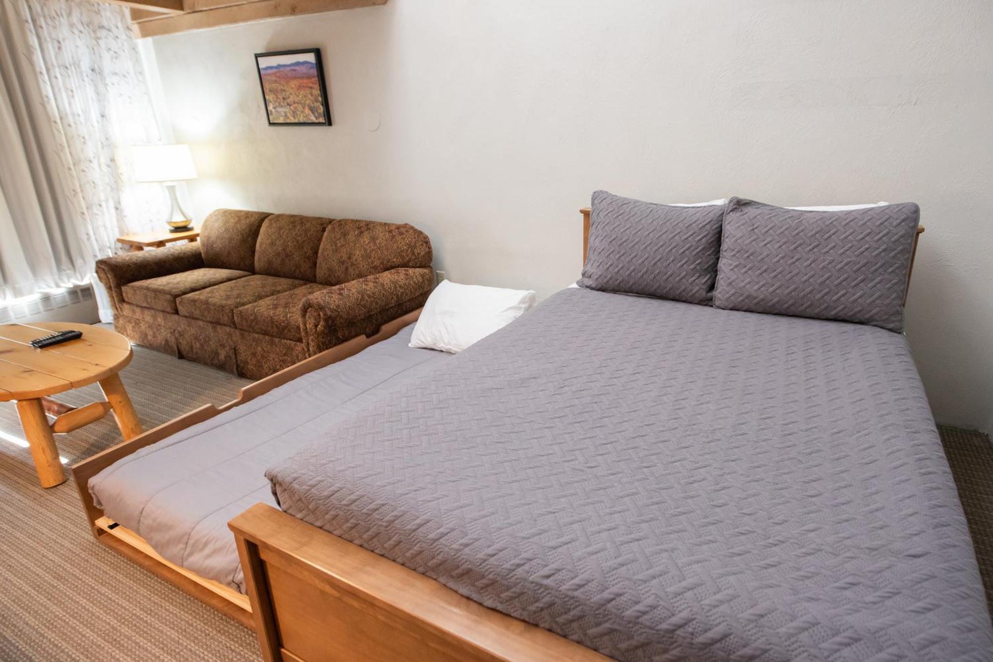 Sugarloaf Inn Carrabassett Valley ภายนอก รูปภาพ