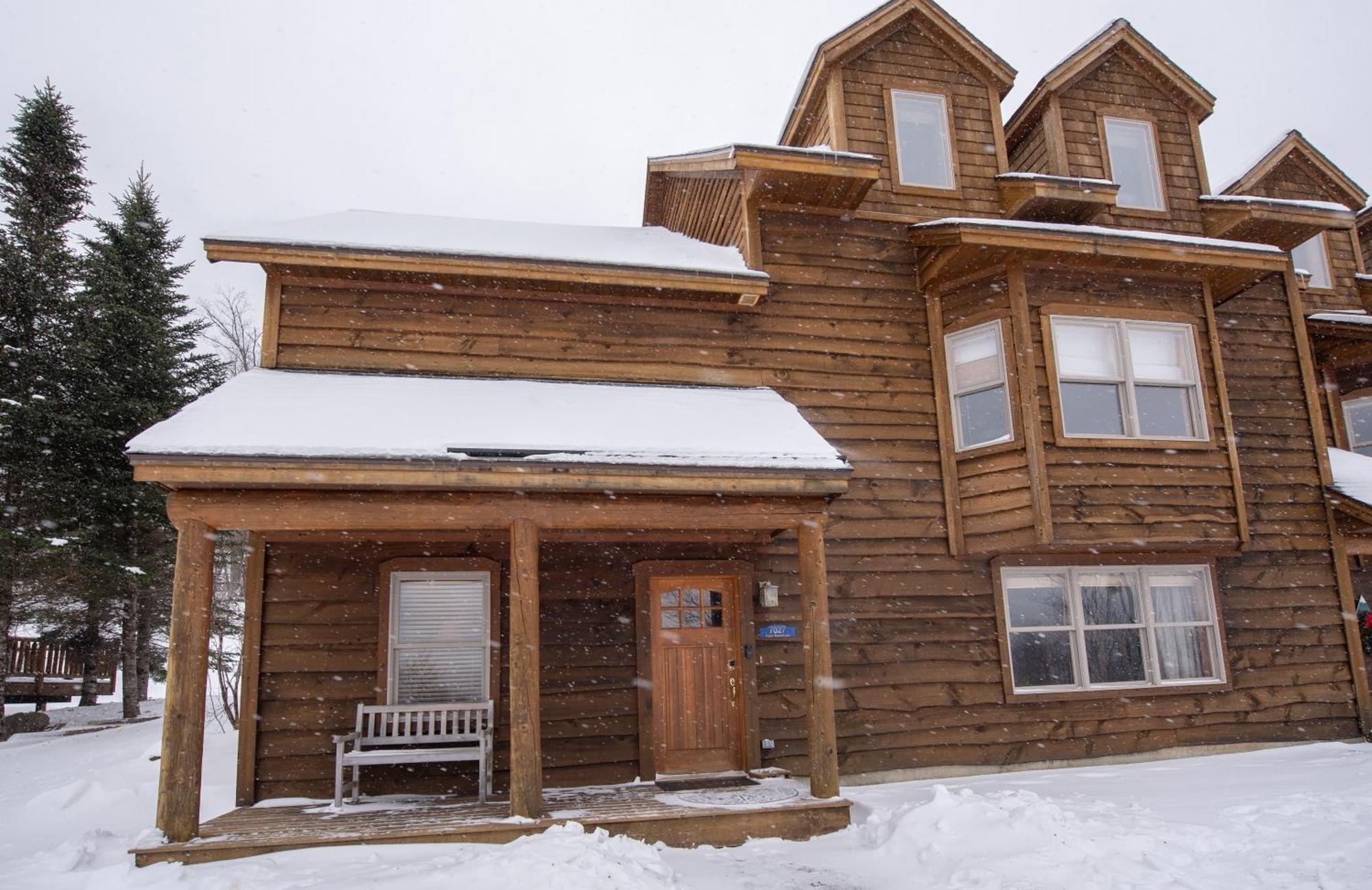 Sugarloaf Inn Carrabassett Valley ภายนอก รูปภาพ